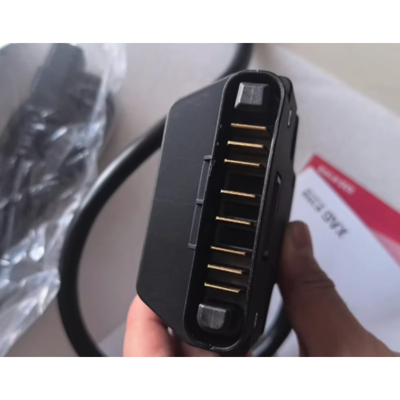 Cargador CM13600 para Drones A - Drone Charger reseña y precio